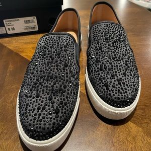 I.N.C. NEW.  SAMMEE SLIP-ON SNEAKERS.  Size 9M